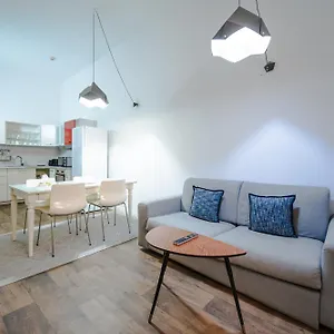 Vallettastay Standard In Apartamento